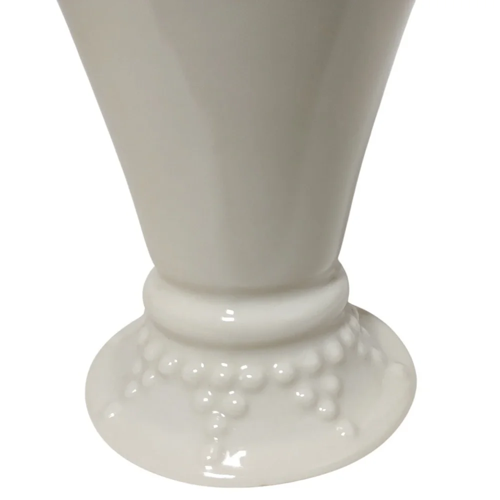 Lenox Bud Vase‎ Raised Dots Ivory with Gold Trim Rim Five Inches Textured